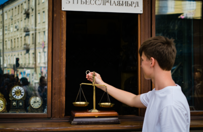 Наследование заложенной недвижимости: кто отвечает по долгам?